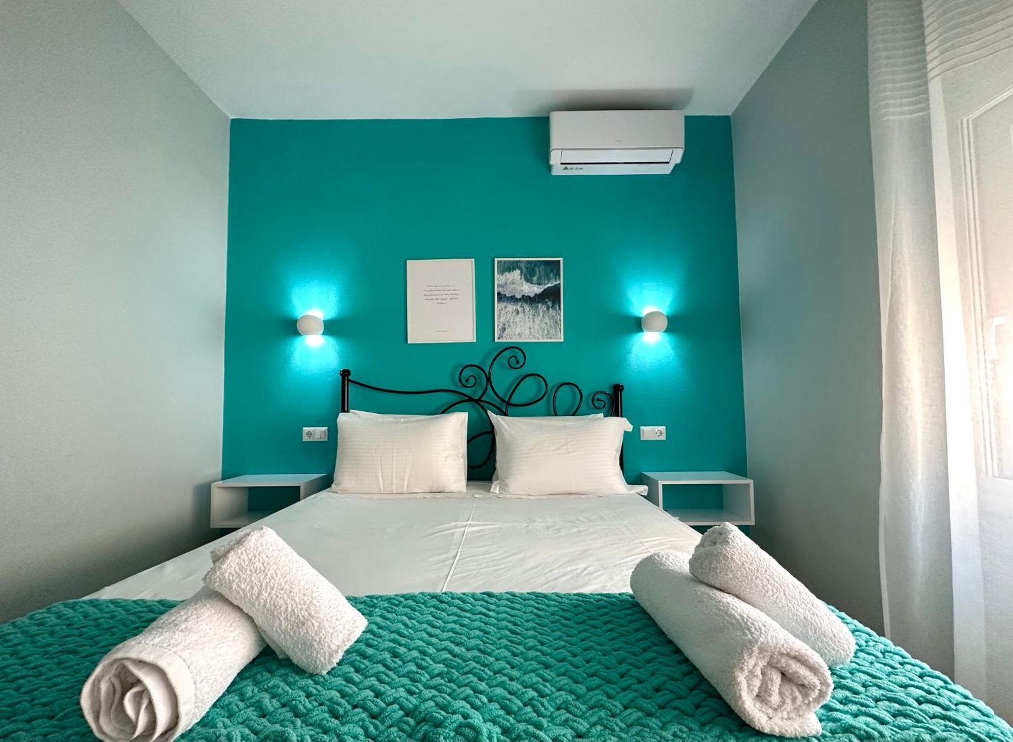 W Pearl Suite Nea Peramos  Exterior photo